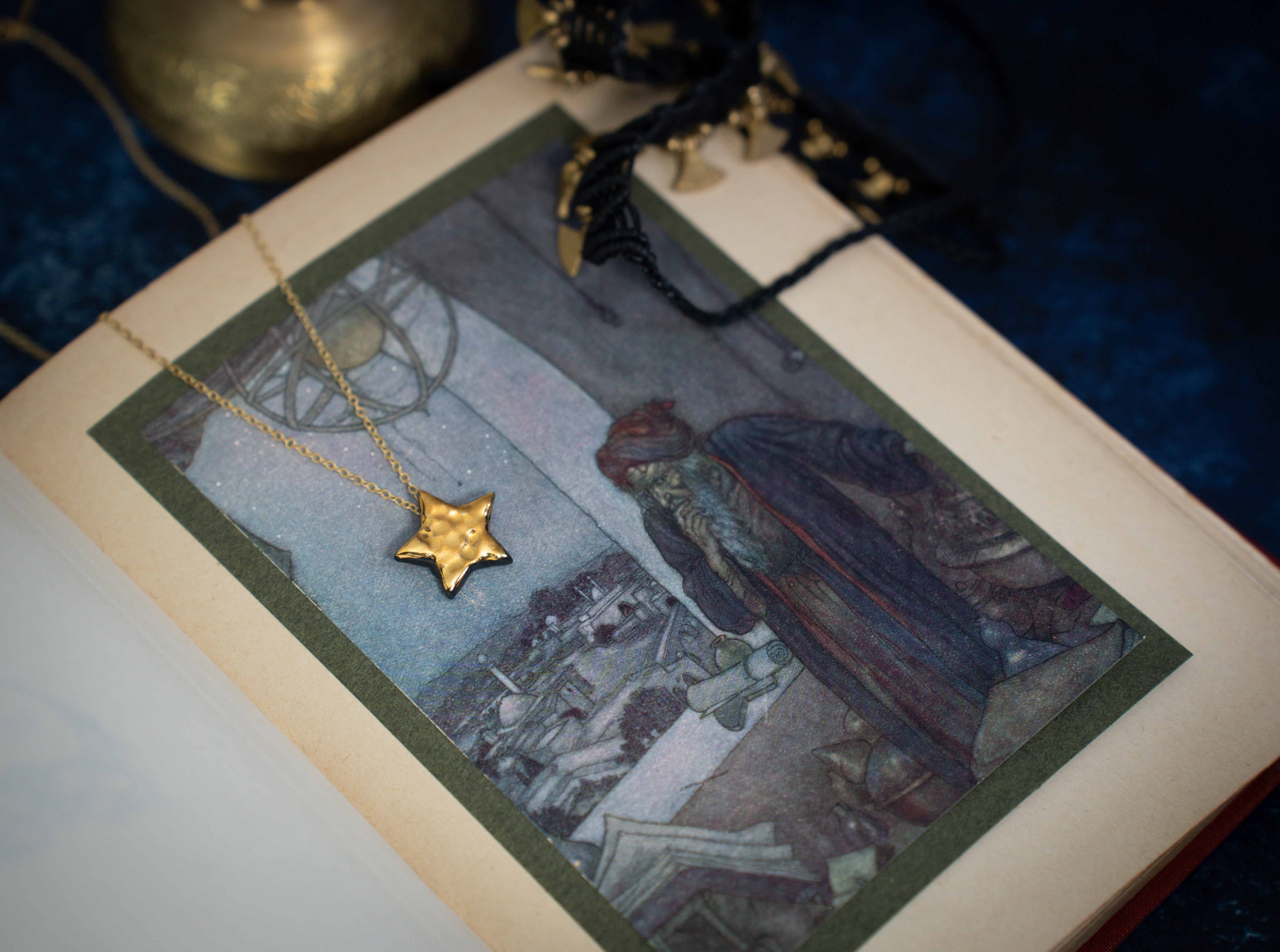 Gold Textured Star Necklace